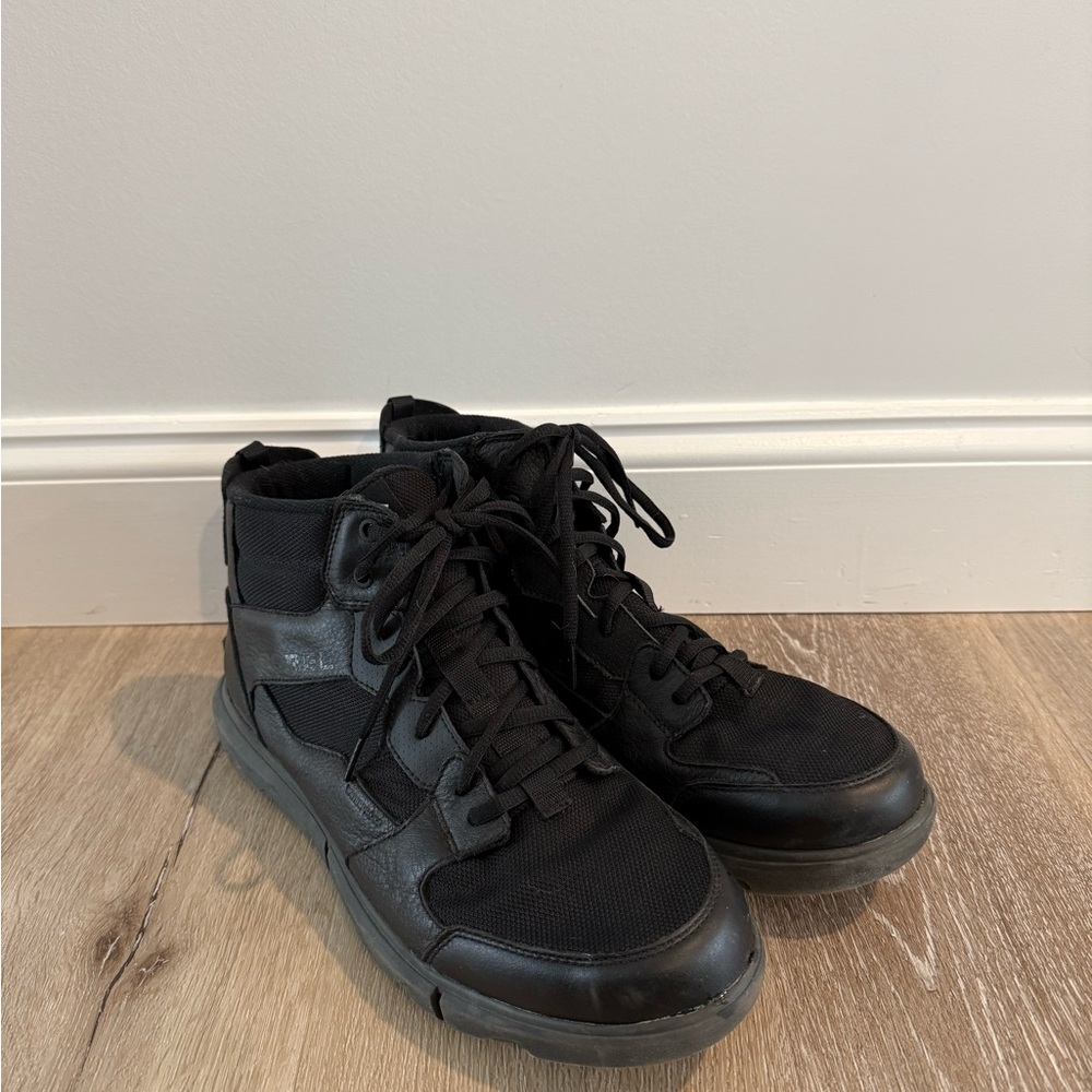 Sorel Men's Black Sneakers water proof